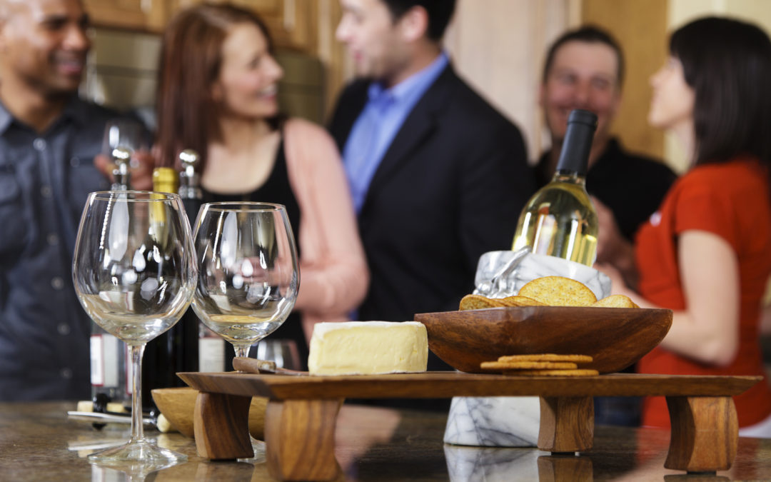 Conseils d&rsquo;étiquette pour la femme moderne : Étiquette des cocktails